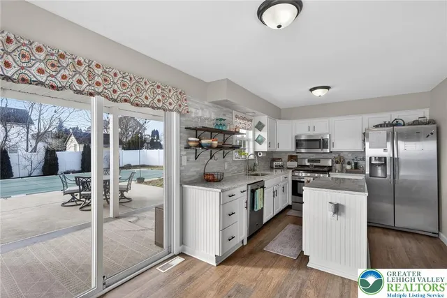 $469,900 | 275 Crown Drive, Easton, PA 18040