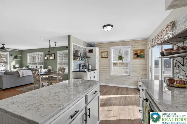 $469,900 | 275 Crown Drive, Easton, PA 18040