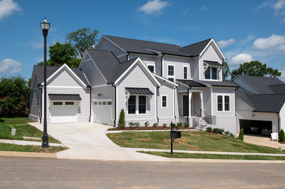231 Circuit Road Franklin, TN 37064 - Photo 9 of 50 Gallery Image 9