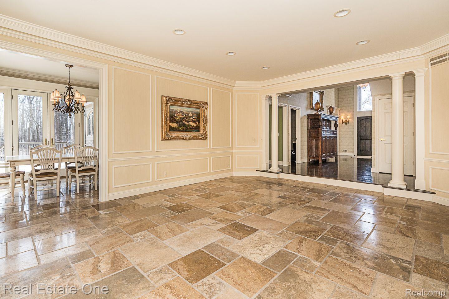 1926 Brookfield Road Rochester, MI 48306 - Photo 25 of 70 Gallery Image 25