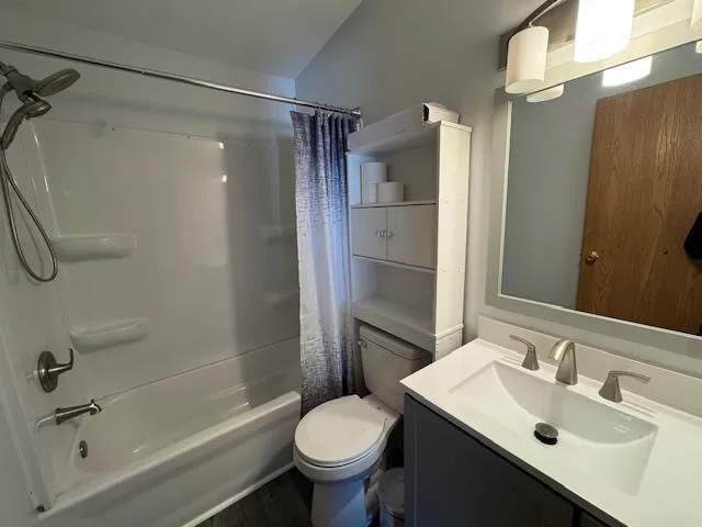 $179,500 | 3735 7th Avenue West, Hibbing, MN 55746