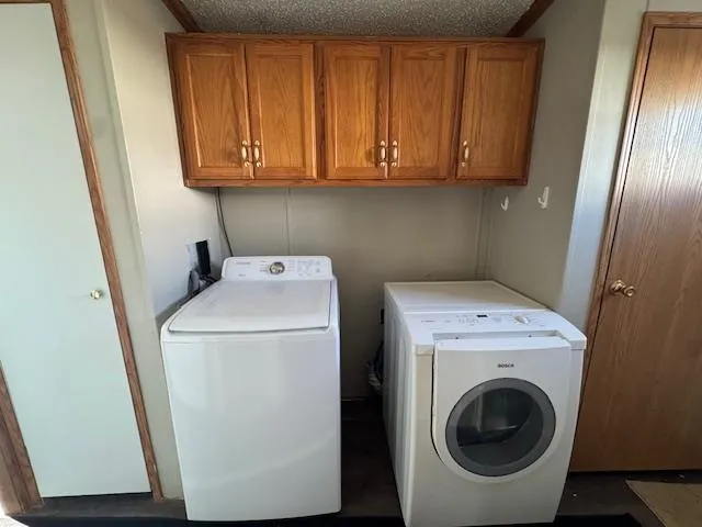 $179,500 | 3735 7th Avenue West, Hibbing, MN 55746