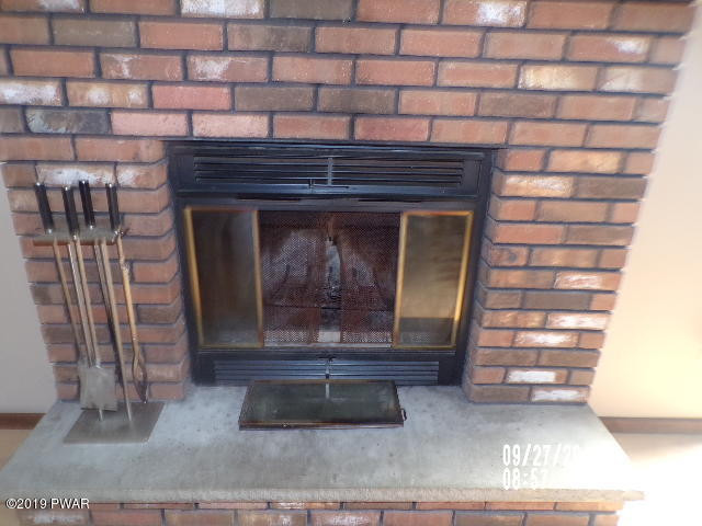 261 Gold Key Road Milford, PA 18337 - Photo 4 of 9