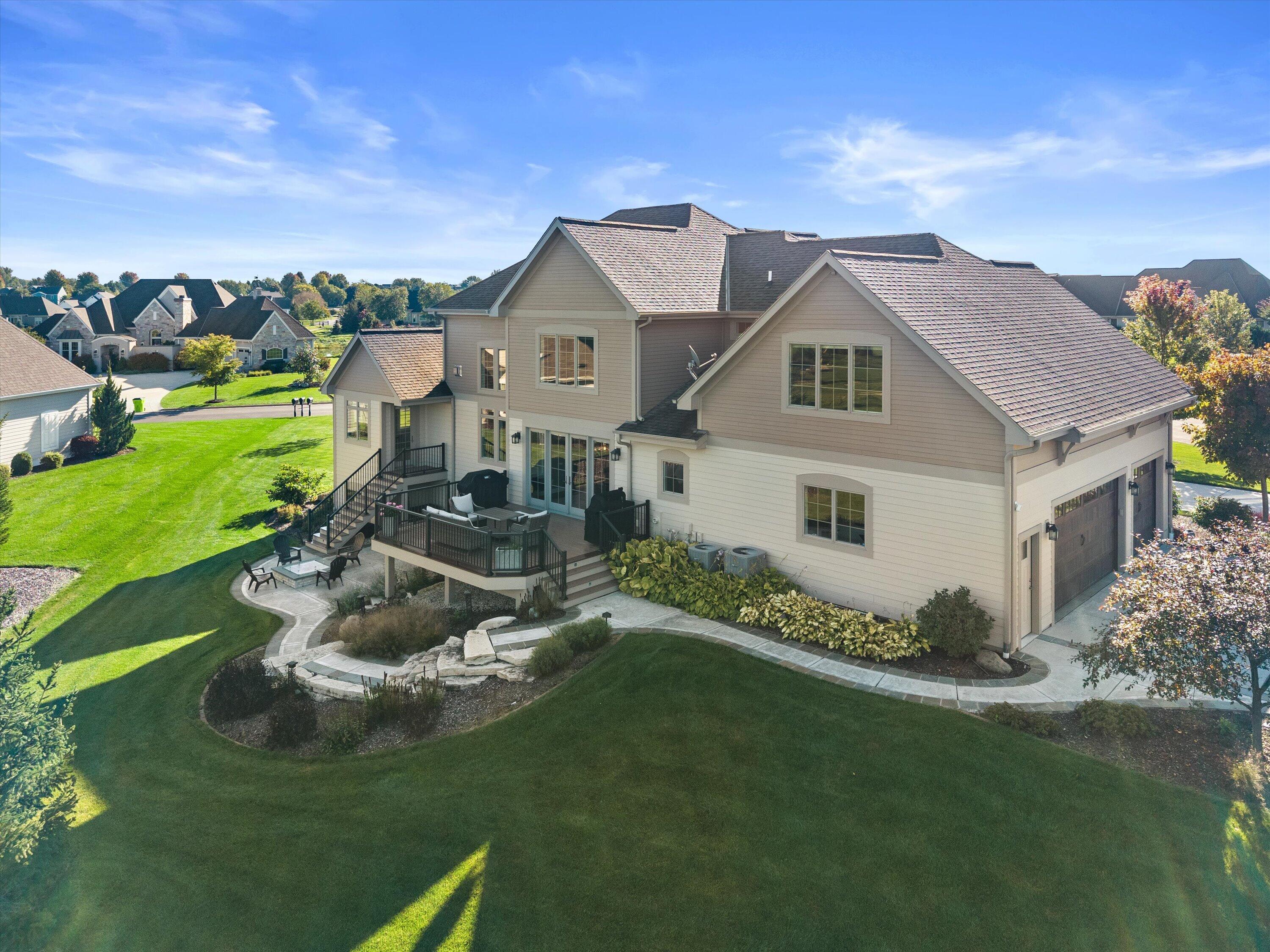 1649 Spring Valley Road Hartland, WI 53029 - Photo 62 of 83 72-DJI_20260929094046_0028_D
