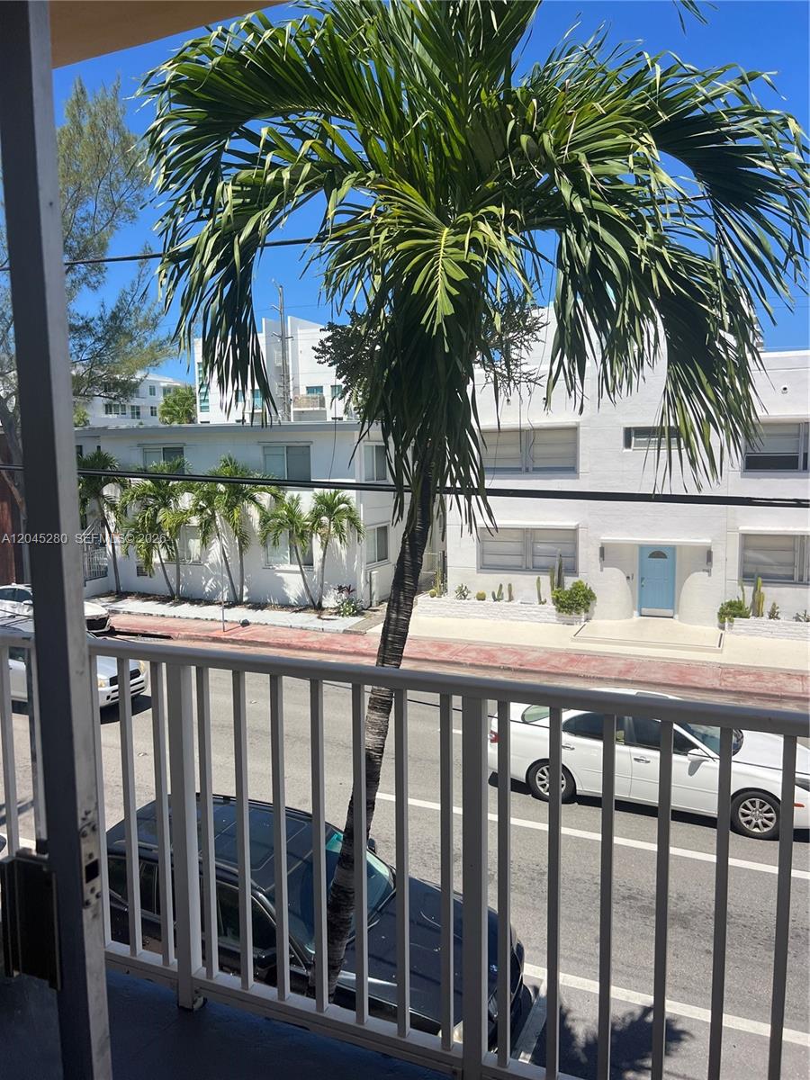 7720 Harding Avenue, Unit 8 Miami Beach, FL 33141 - Photo 9 of 33