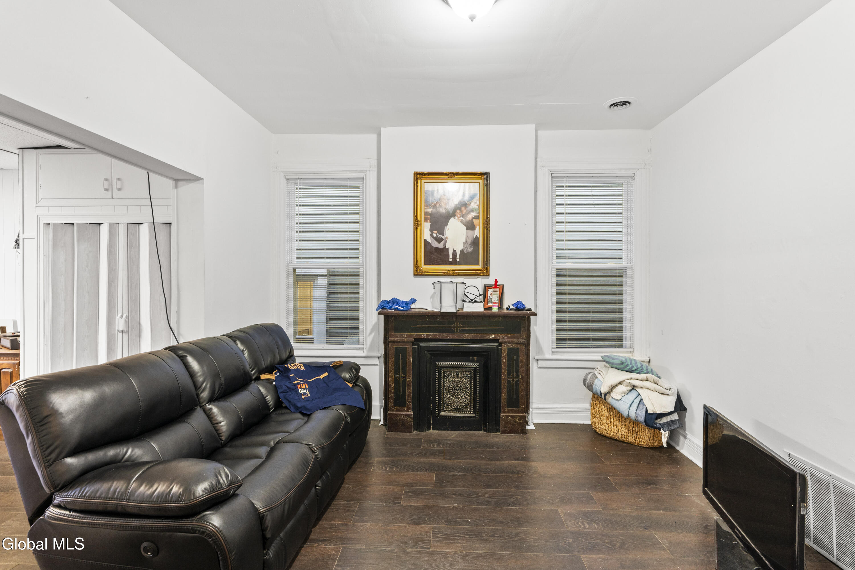 1447 Broadway Rensselaer, NY 12144 - Photo 12 of 28 DSC03001