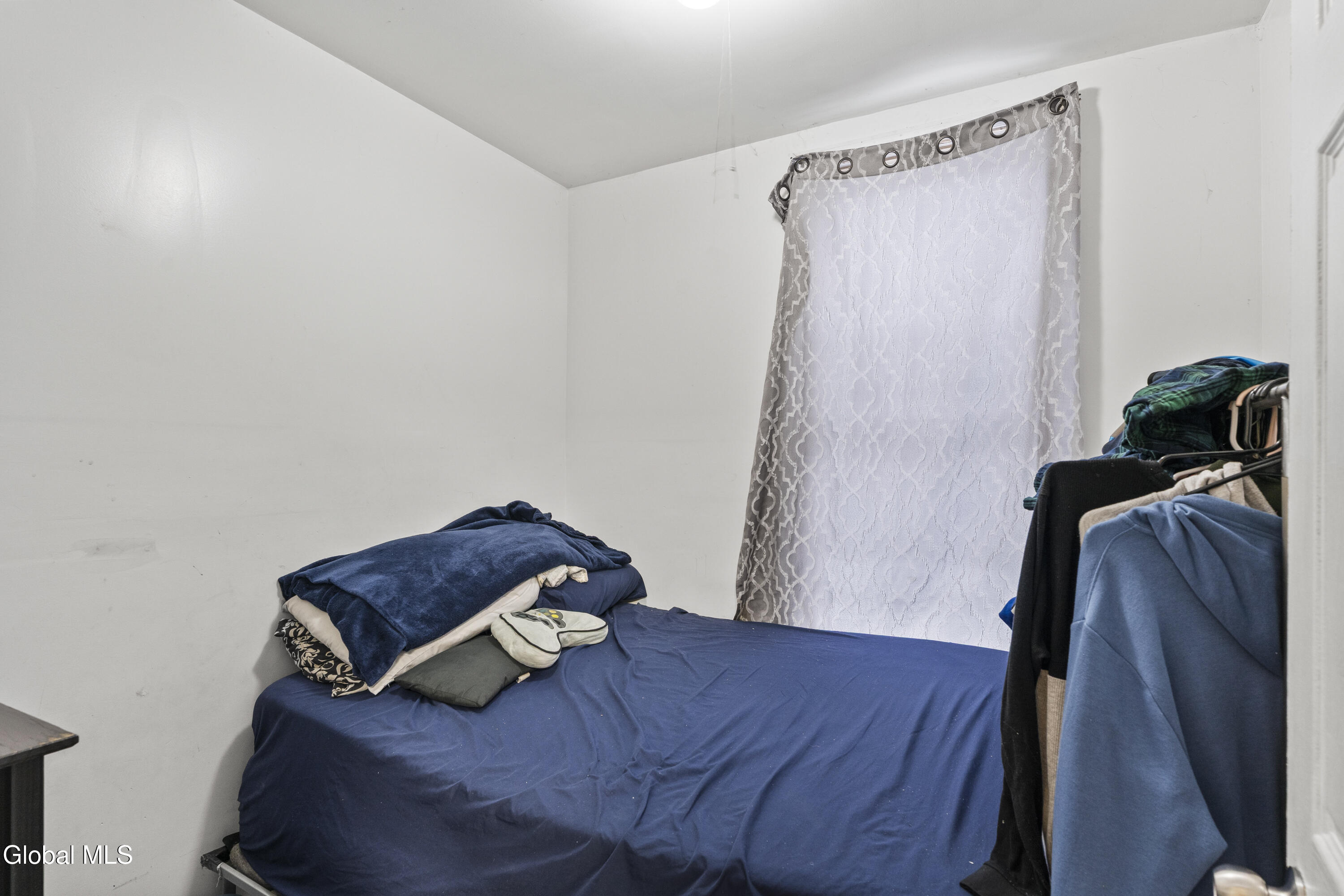 1447 Broadway Rensselaer, NY 12144 - Photo 7 of 28 DSC02983