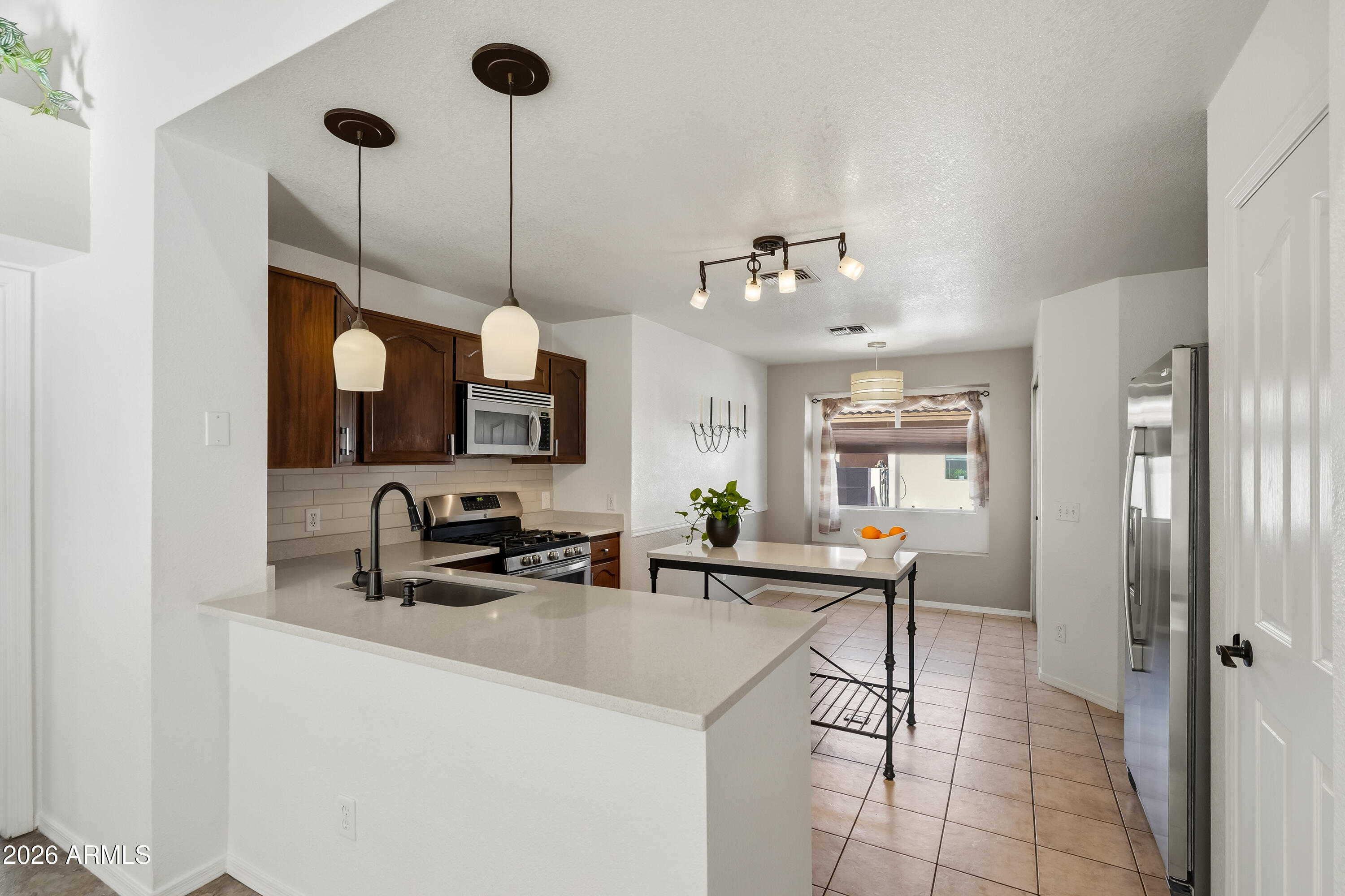 4762 Chaparral Loop Sierra Vista, AZ 85635 - Photo 11 of 30 2 Interiors-7