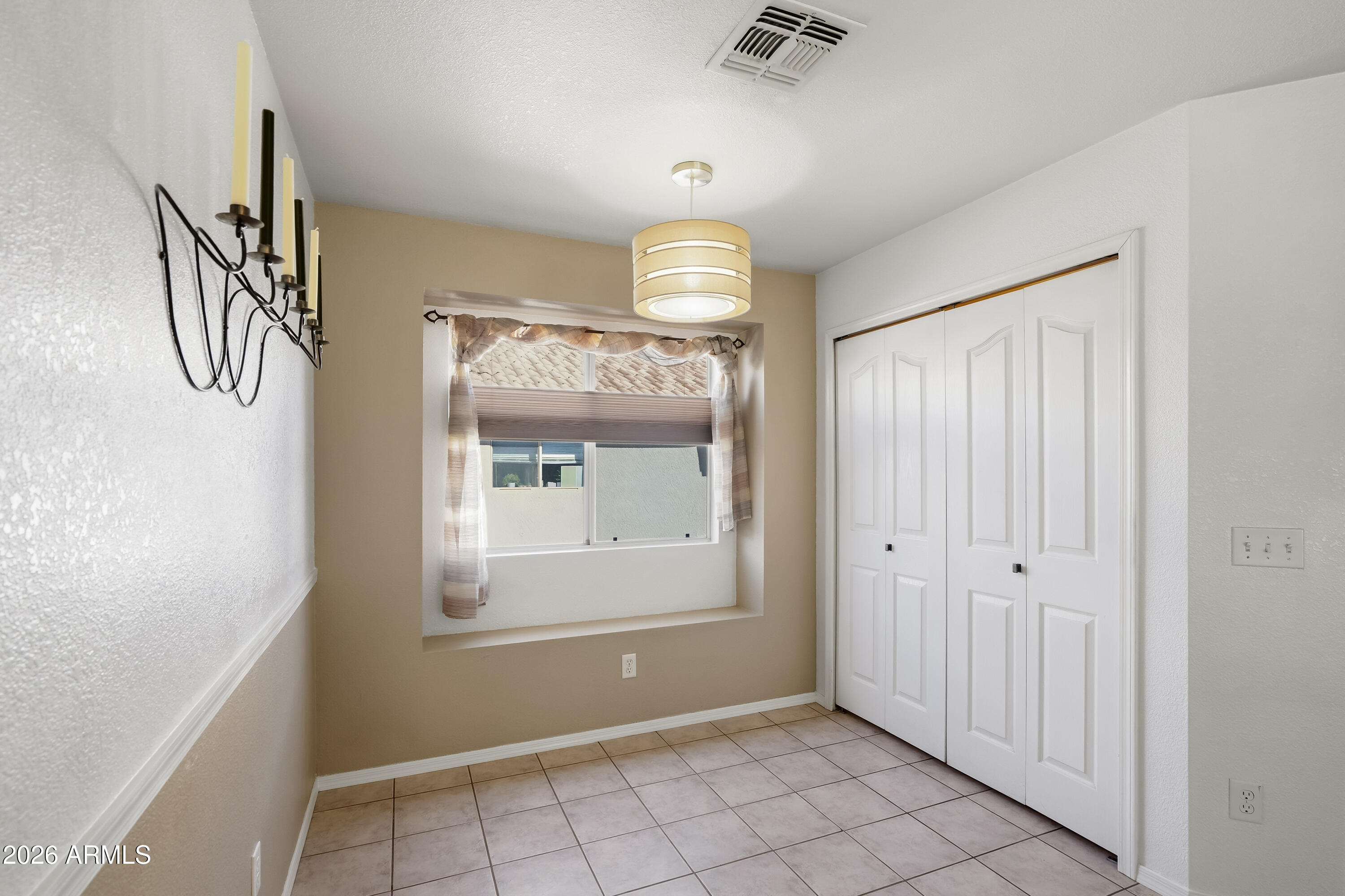 4762 Chaparral Loop Sierra Vista, AZ 85635 - Photo 5 of 30 Breakfast Nook