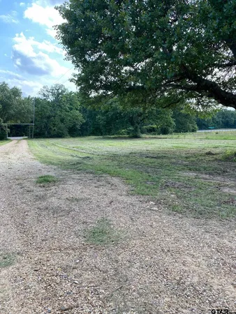 $2,000 | 7900 North US Highway 287, Tennessee Colony, TX 75861