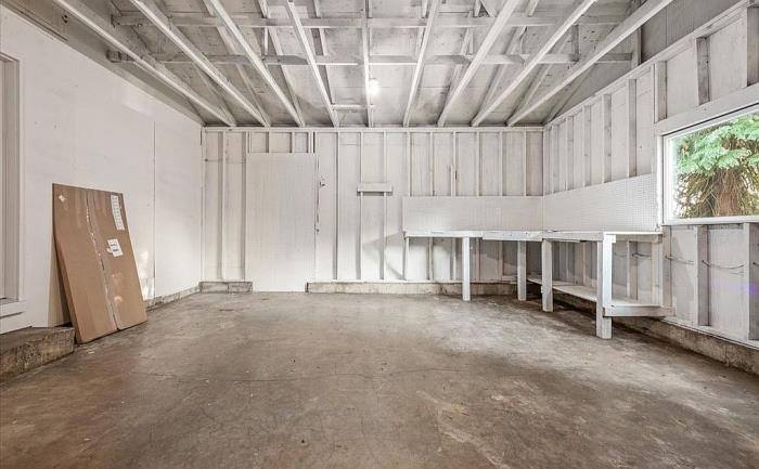 27111 Northeast 19th Street Camas, WA 98607 - Photo 11 of 23