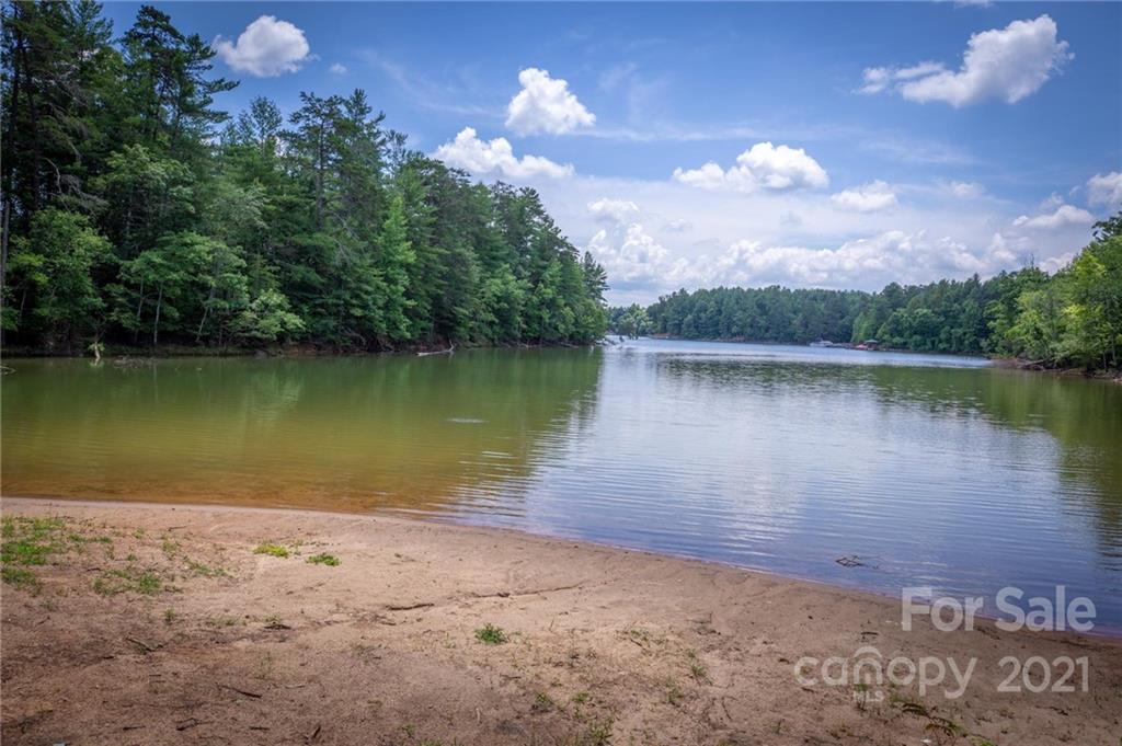 3107 Channel View Cove, Unit 8 Morganton, NC 28655 - Photo 12 of 15 Gallery Image 12