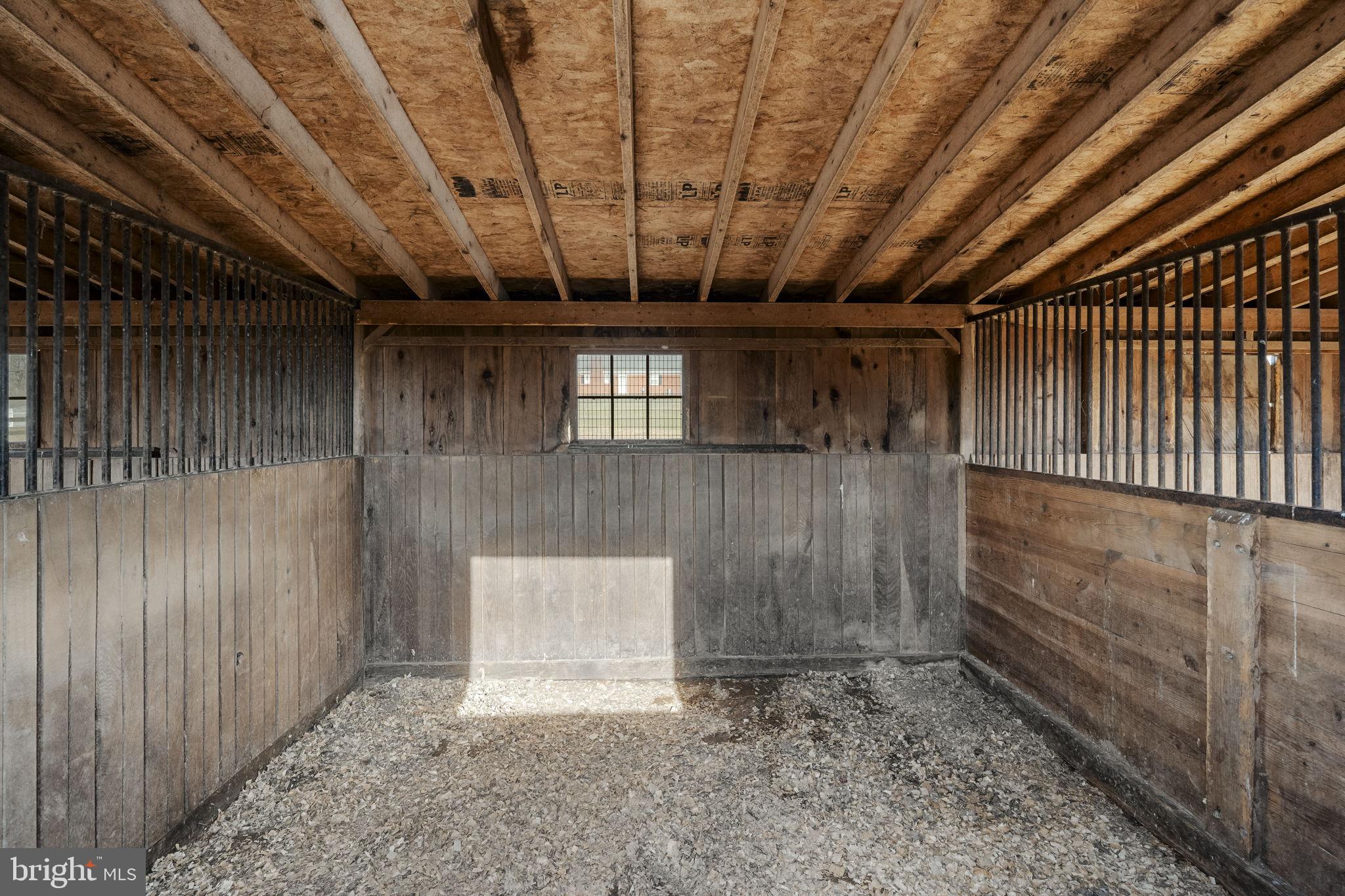 3697 Newark Road Oxford, PA 19363 - Photo 43 of 52 Horse stall 2