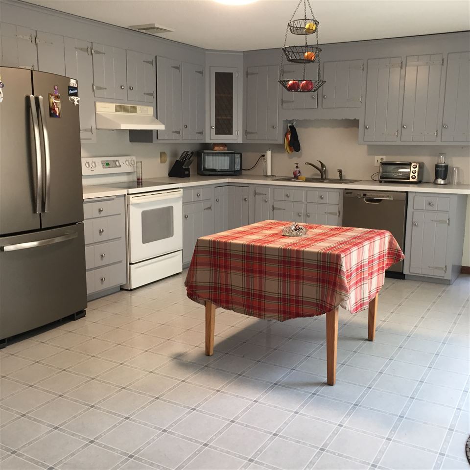 54 East Nashua Road Windham, NH 03087 - Photo 6 of 15