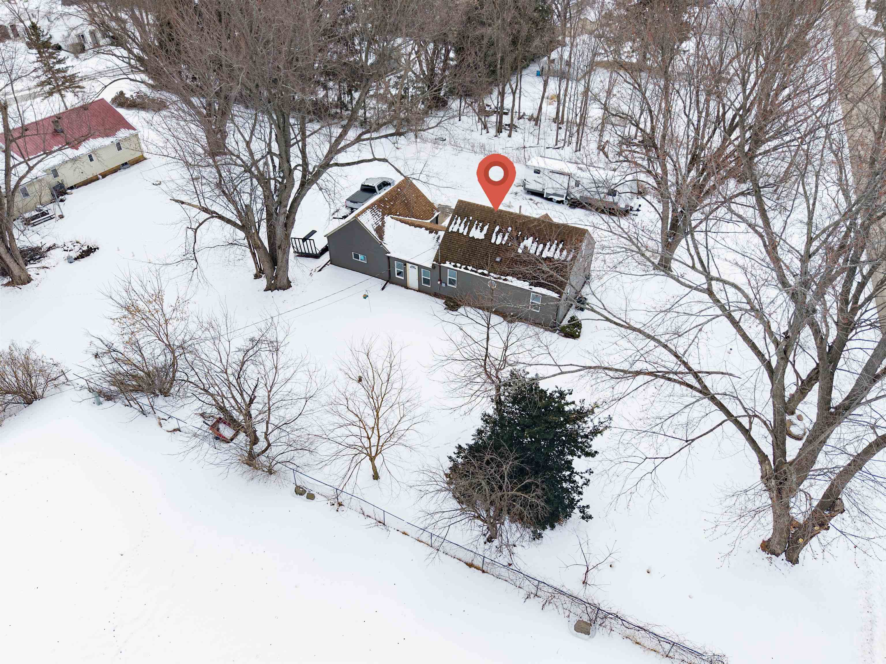 E8560 Court Street New London, WI 54961 - Photo 33 of 39