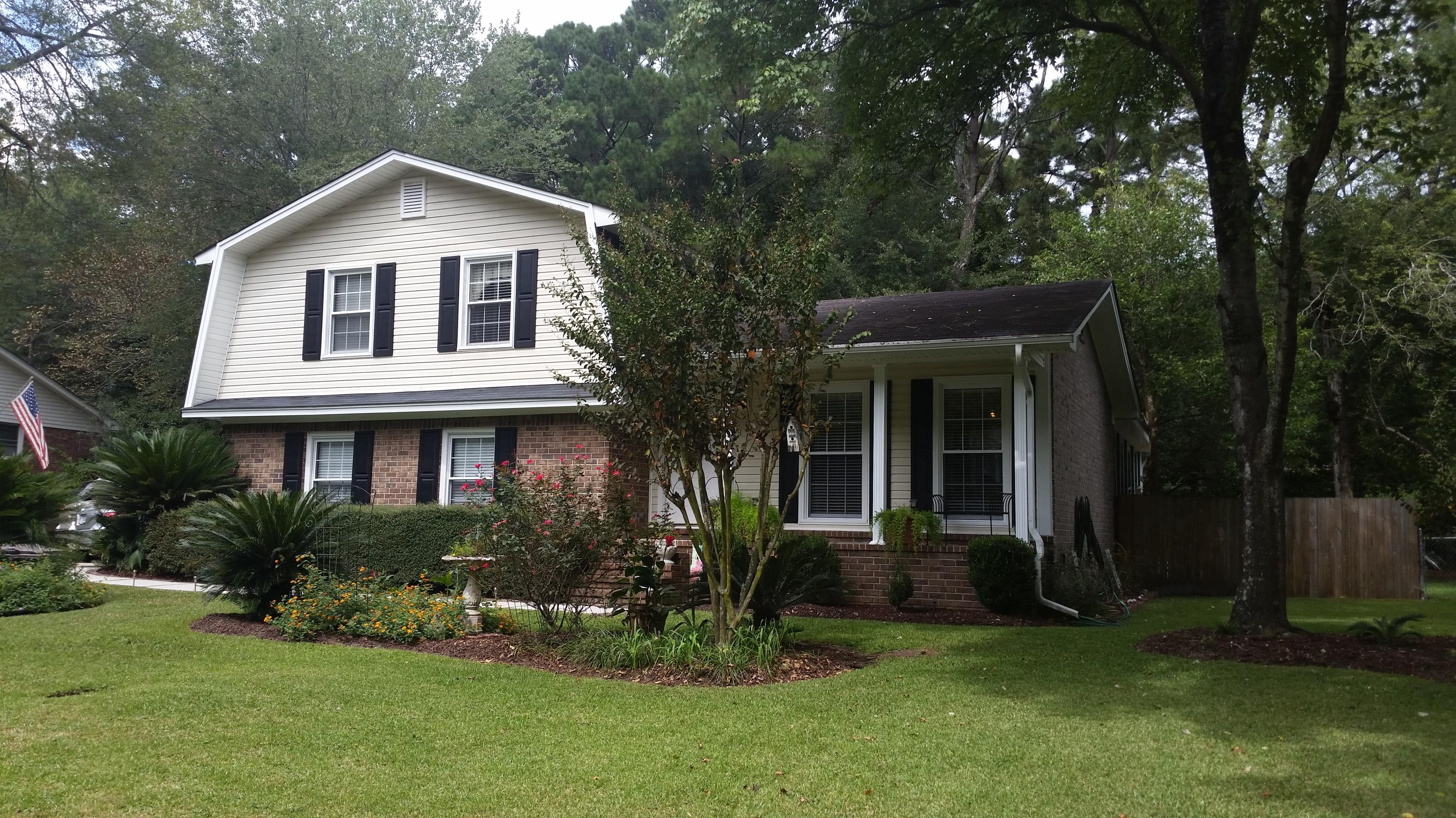 211 Jimbo Road Summerville, SC 29485 - Photo 2 of 24 FRONT/SIDE VIEW