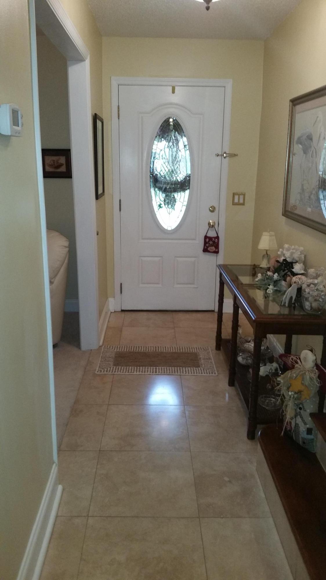 211 Jimbo Road Summerville, SC 29485 - Photo 4 of 24 FOYER