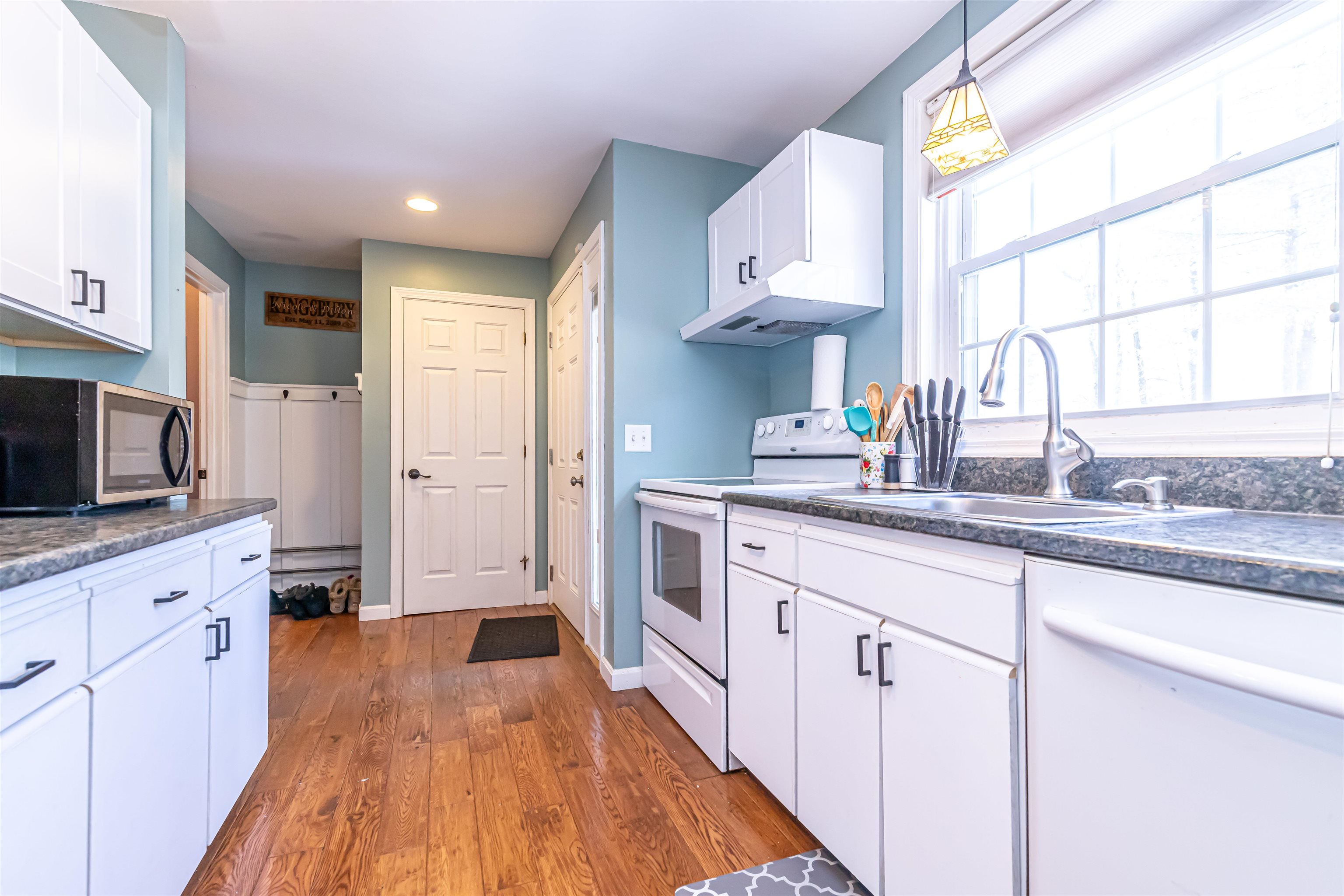 1465 Hooksett Road, Unit 229 Hooksett, NH 03106 - Photo 14 of 22