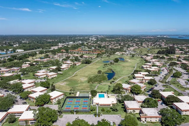 $2,000 | 53 Woodland Drive, Unit 105, Vero Beach, FL 32962