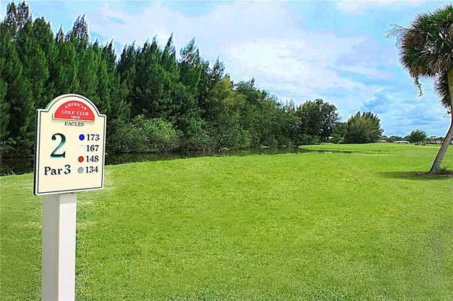 $2,000 | 53 Woodland Drive, Unit 105, Vero Beach, FL 32962