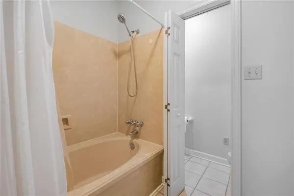 $199,999 | 109 Tops L Drive, Unit 109, Mandeville, LA 70448