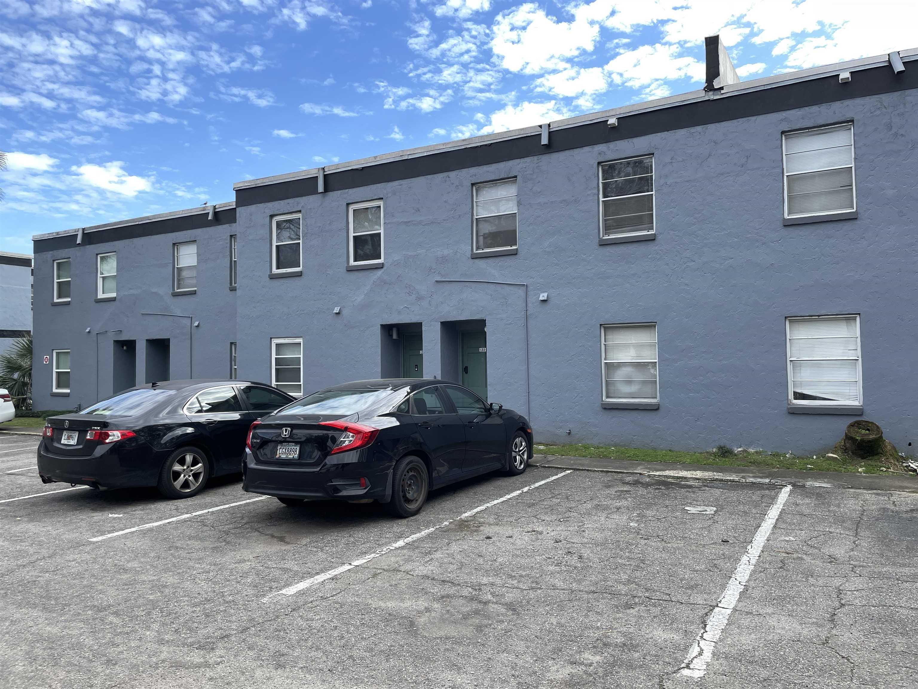 2325 West Pensacola St Unit 132  