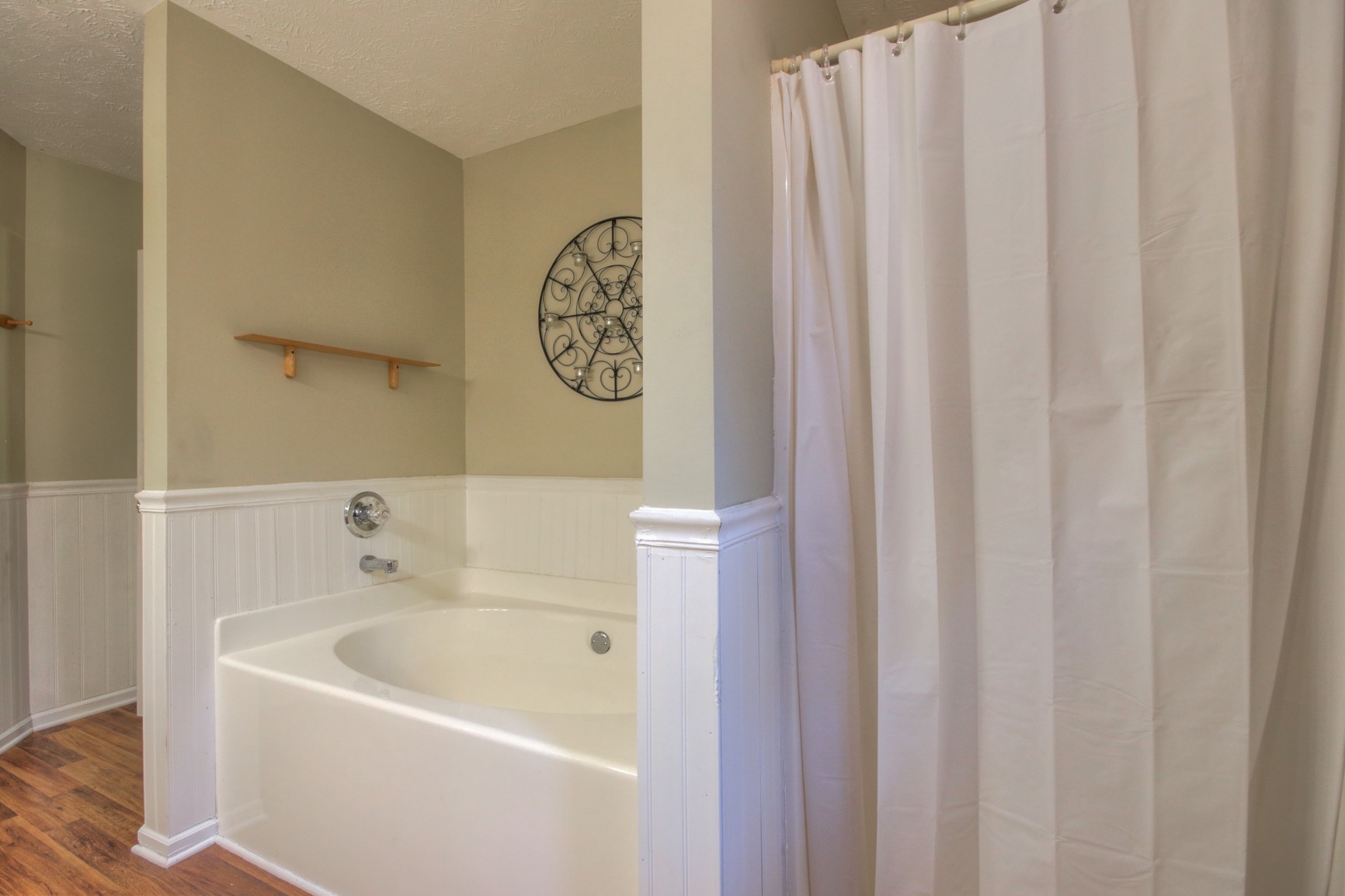 1031 Compton Road Murfreesboro, TN 37130 - Photo 10 of 21 a bathroom with a bathtub and shower