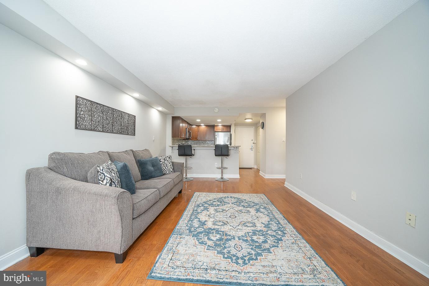 2001 Hamilton Street, Unit 1925 Philadelphia, PA 19130 - Photo 11 of 30