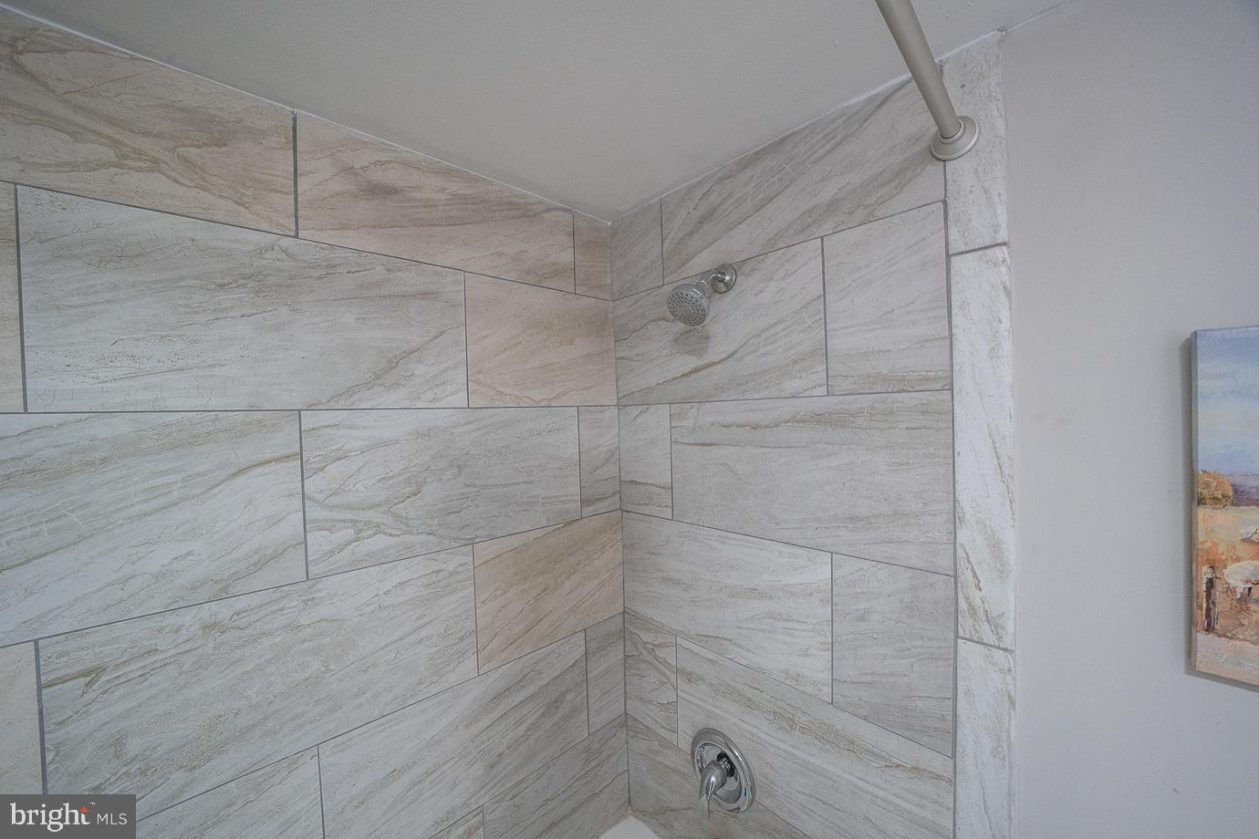 2001 Hamilton Street, Unit 1925 Philadelphia, PA 19130 - Photo 17 of 30