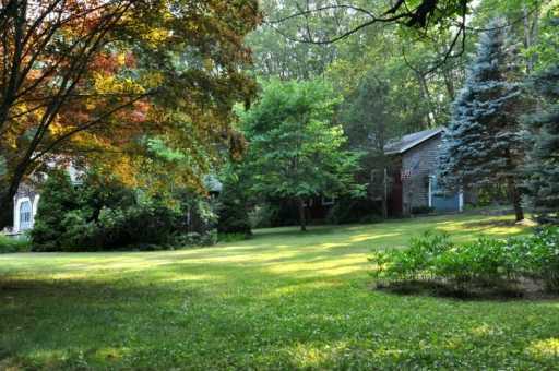 330 Field Hill Road Scituate, RI 02825 - Photo 6 of 12 Yard/Garden.
