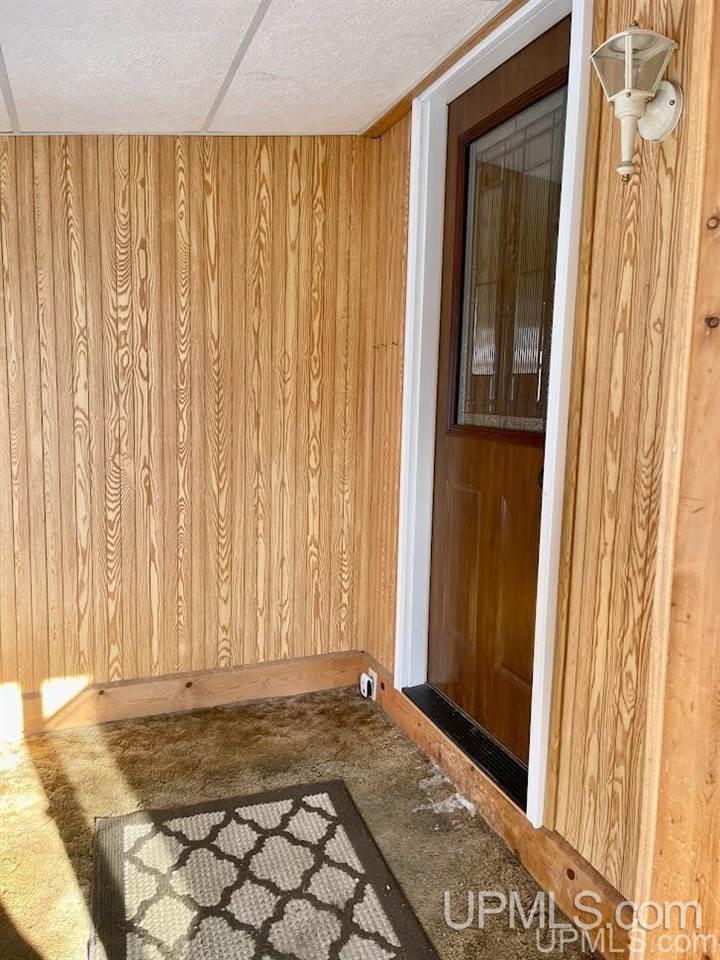 8310 Co Road Cornell, MI 49818 - Photo 11 of 32