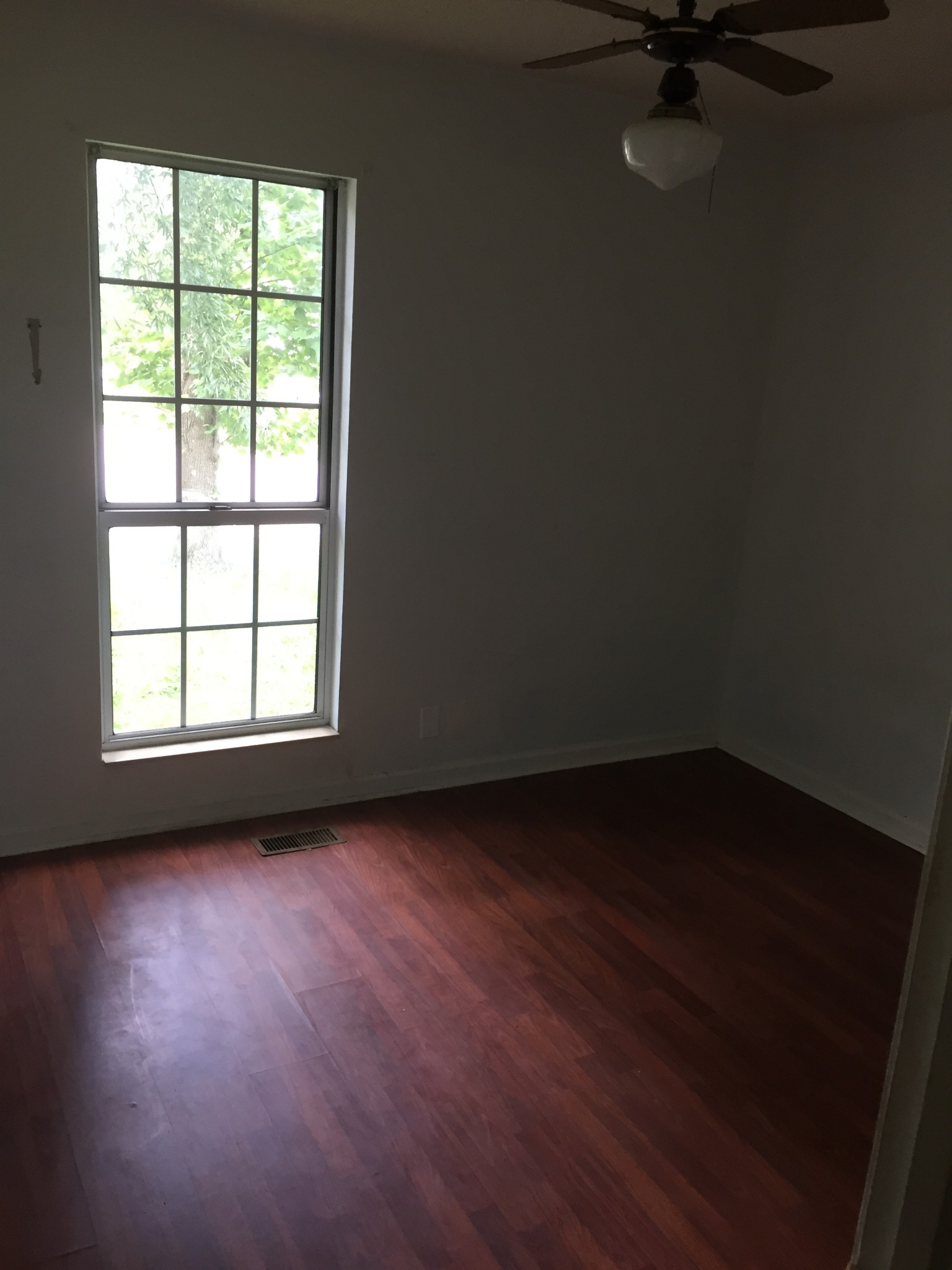 1120 Jacksons Valley Road Hermitage, TN 37076 - Photo 8 of 18 Gallery Image 8