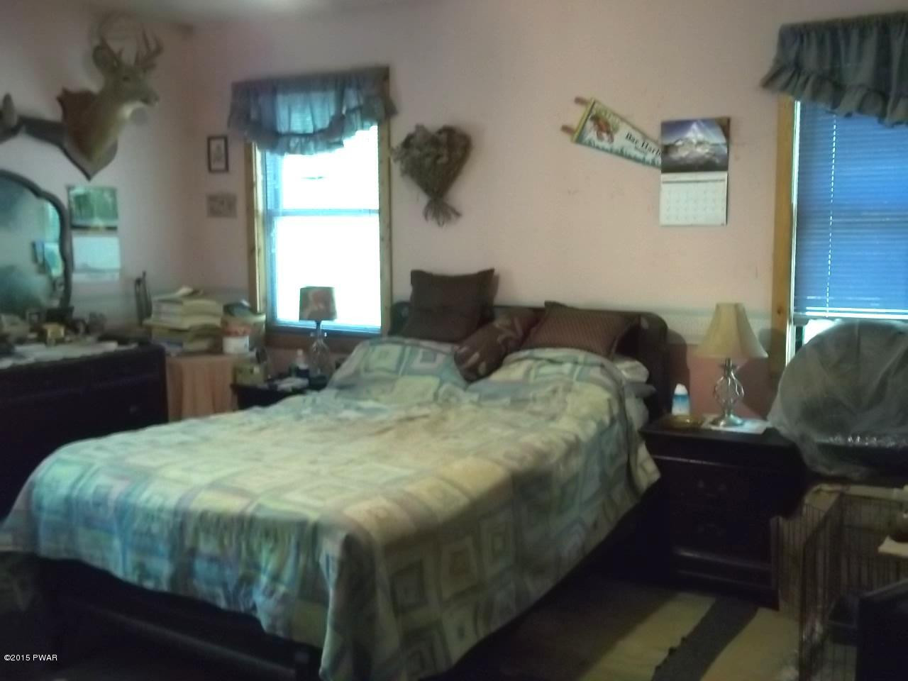 121 Frenchtown Road Shohola, PA 18458 - Photo 14 of 29