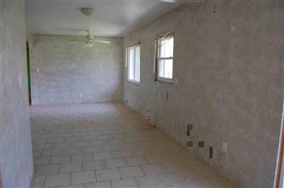 6270 Flushing Road Flushing, MI 48433 - Photo 5 of 5 21544931-4.JPG
