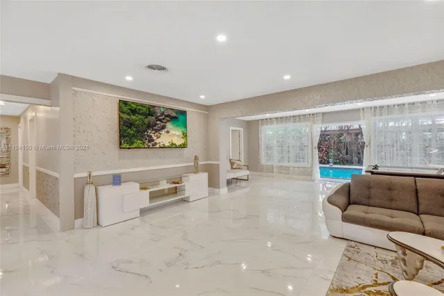 $11,000 | 1960 Coral Reef Drive, Lauderdale-by-the-Sea, FL 33062