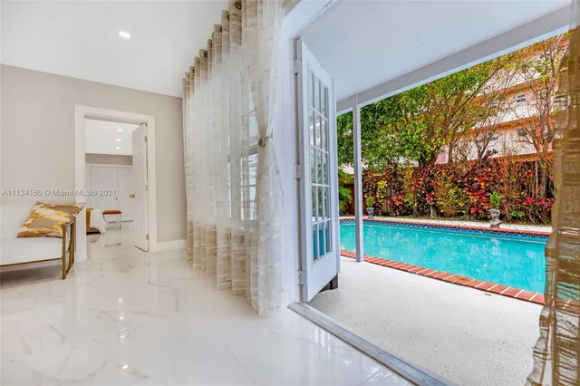 $11,000 | 1960 Coral Reef Drive, Lauderdale-by-the-Sea, FL 33062