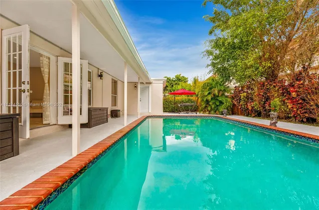 $11,000 | 1960 Coral Reef Drive, Lauderdale-by-the-Sea, FL 33062