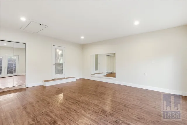 $3,300 | 6809 Columbia Drive, Austin, TX 78723