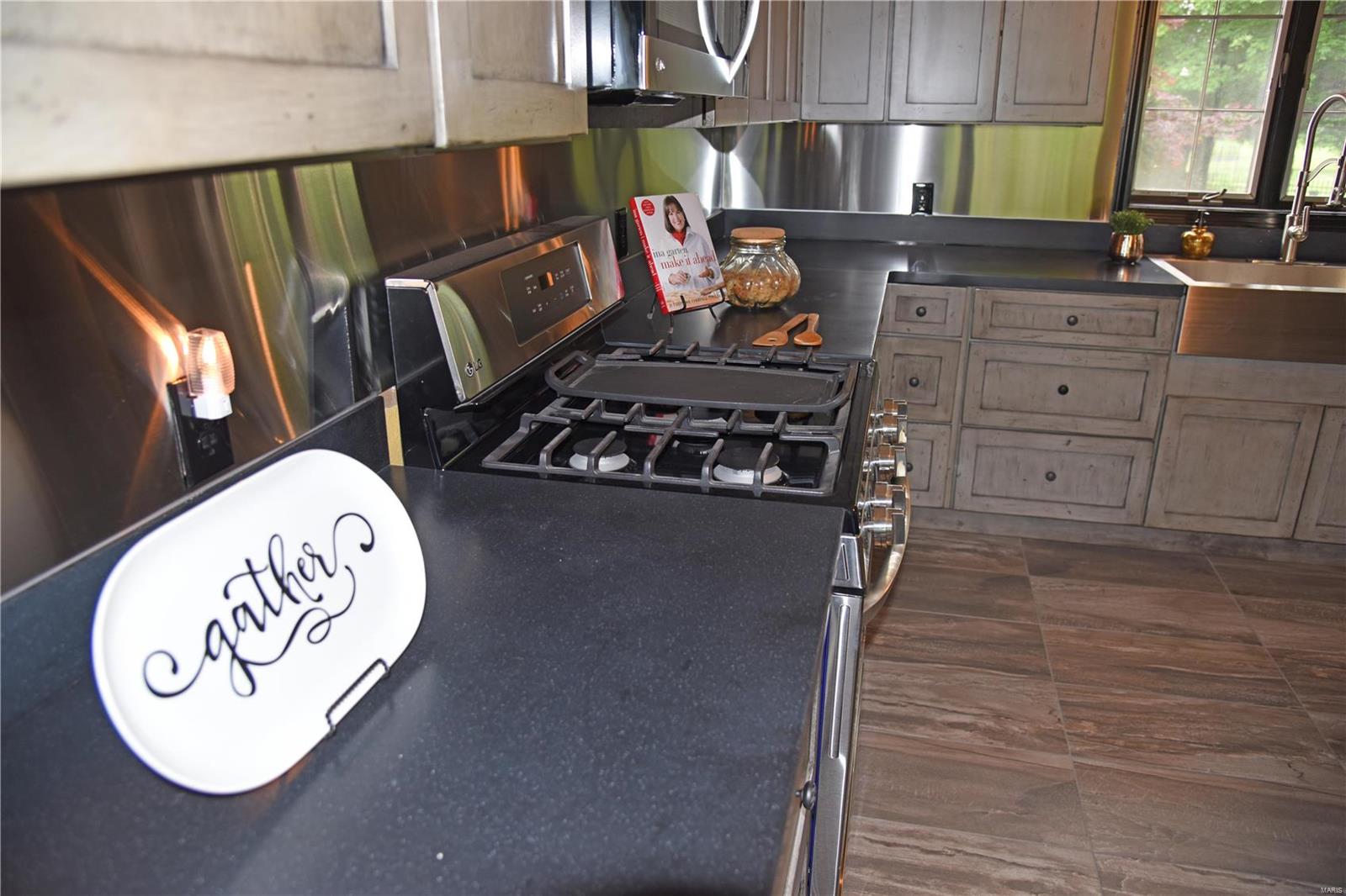 5584 Sugar Loaf Road Collinsville, IL 62234 - Photo 14 of 37 Gallery Image 14