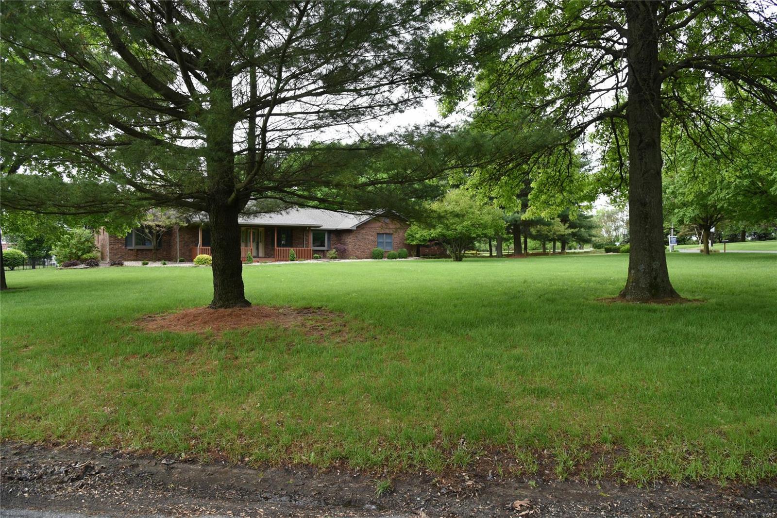 5584 Sugar Loaf Road Collinsville, IL 62234 - Photo 30 of 37 Gallery Image 30