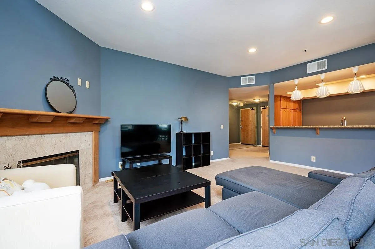 5895 Friars Road, Unit 5302 San Diego, CA 92110 - Photo 11 of 39