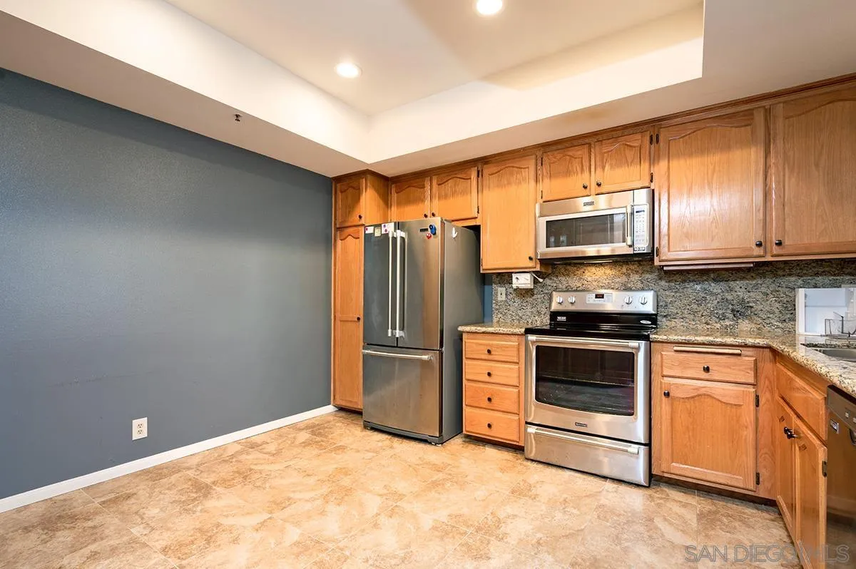 5895 Friars Road, Unit 5302 San Diego, CA 92110 - Photo 13 of 39