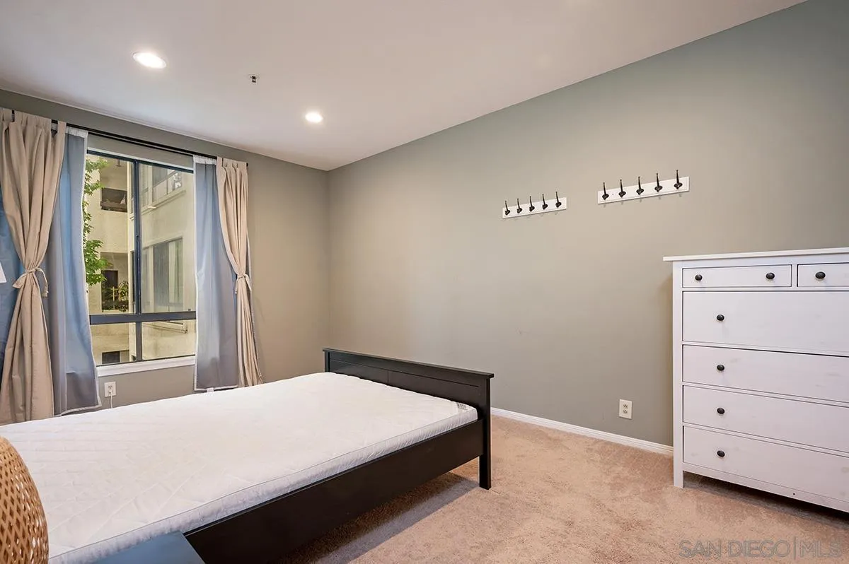 5895 Friars Road, Unit 5302 San Diego, CA 92110 - Photo 18 of 39