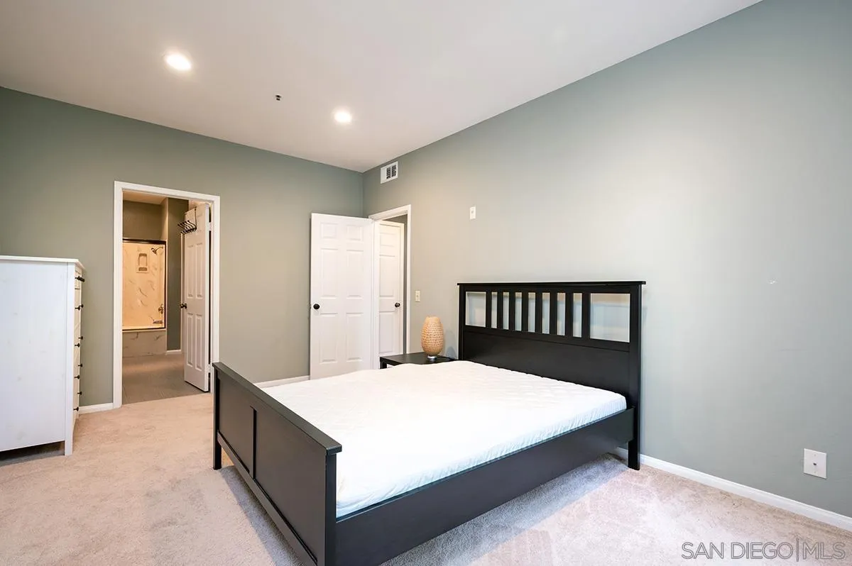 5895 Friars Road, Unit 5302 San Diego, CA 92110 - Photo 19 of 39