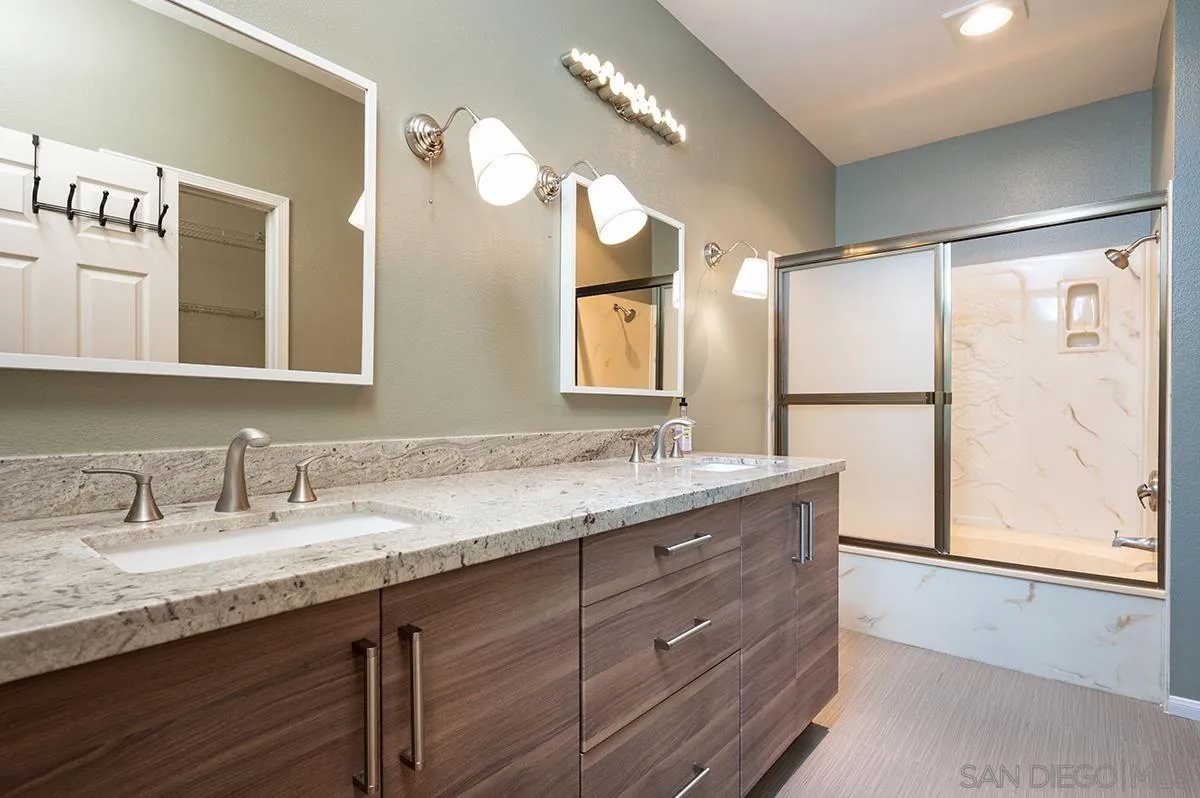 5895 Friars Road, Unit 5302 San Diego, CA 92110 - Photo 20 of 39