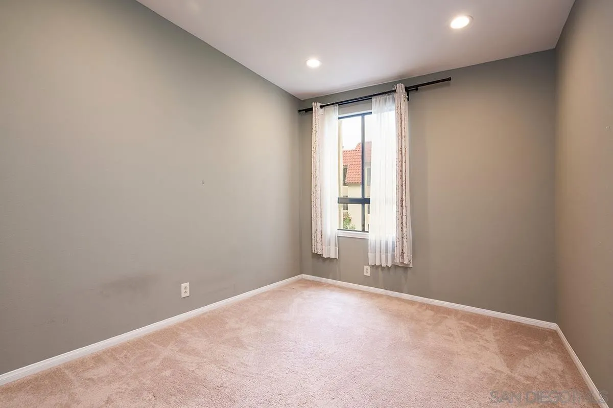 5895 Friars Road, Unit 5302 San Diego, CA 92110 - Photo 21 of 39