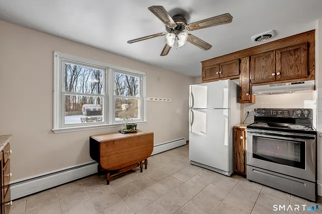 $299,000 | 204 Hickory Circle, Middletown, CT 06457