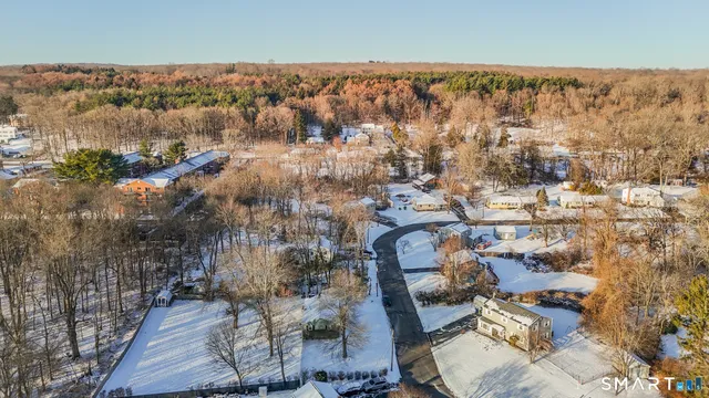 $299,000 | 204 Hickory Circle, Middletown, CT 06457