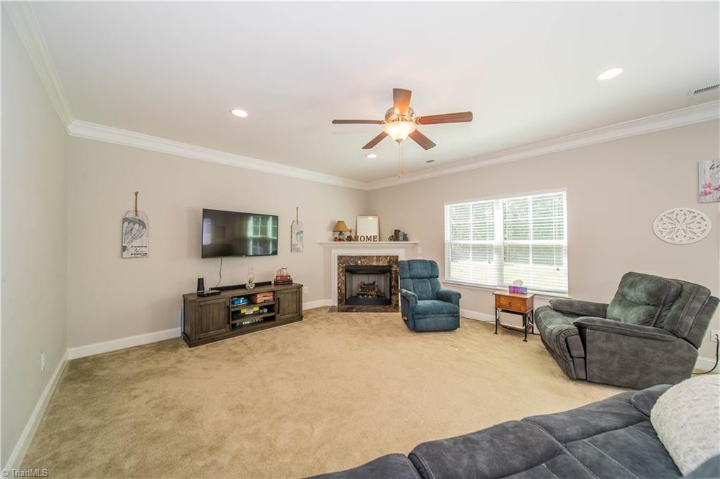 5377 Holbein Gate Road Walkertown, NC 27051 - Photo 12 of 38 Gallery Image 12