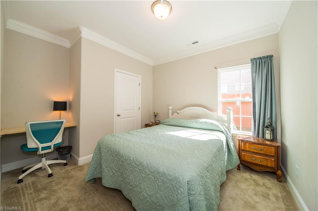 5377 Holbein Gate Road Walkertown, NC 27051 - Photo 13 of 38 Gallery Image 13